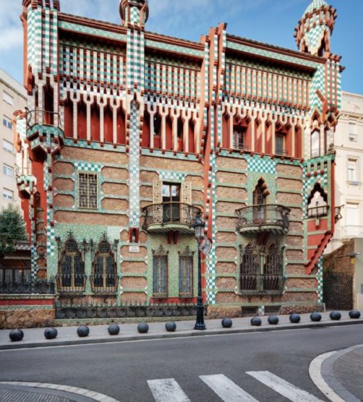 La Casa Vicens corona el barrio de Grácia en Barcelona