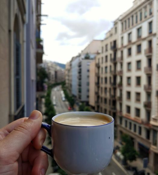 tazas bonitas para tomar café desde tu oficina en Barcelona