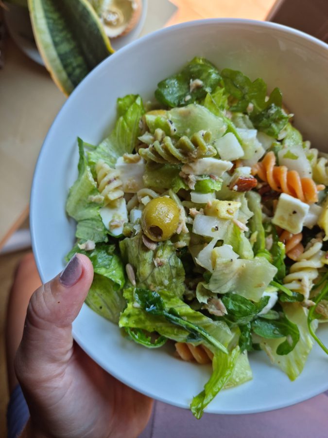 ensalada de pasta con atún